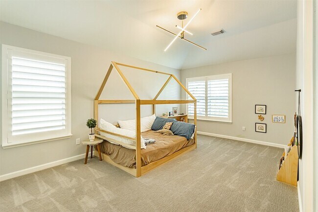 Building Photo - 13122 Dogwood Glen Ct