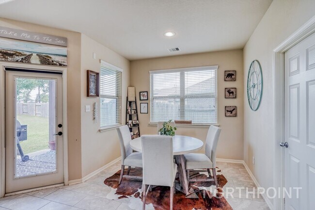 Building Photo - 4031 Guild Meadows Dr