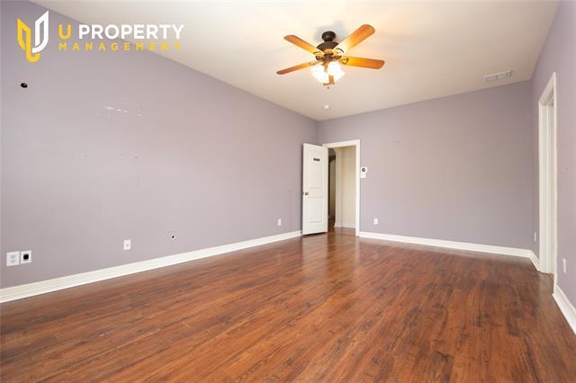 Building Photo - 408 Crossbill Ln