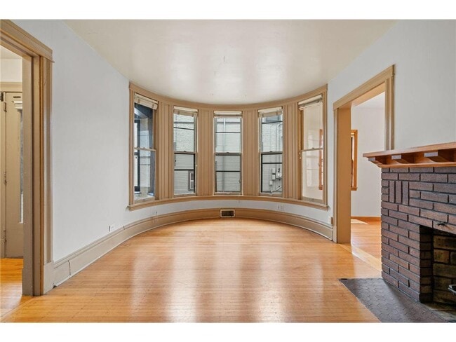 Building Photo - 2744 Fremont Ave S