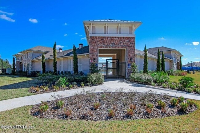 Primary Photo - 3616 Alta Lakes Blvd