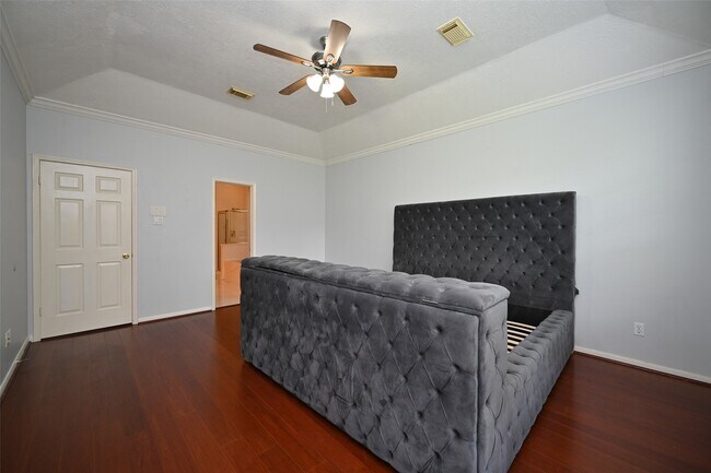 Building Photo - 6419 Sutter Park Ln