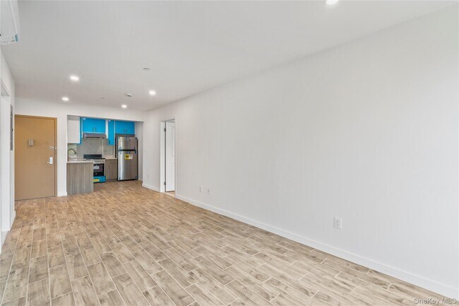 Building Photo - 213-41 38th Ave