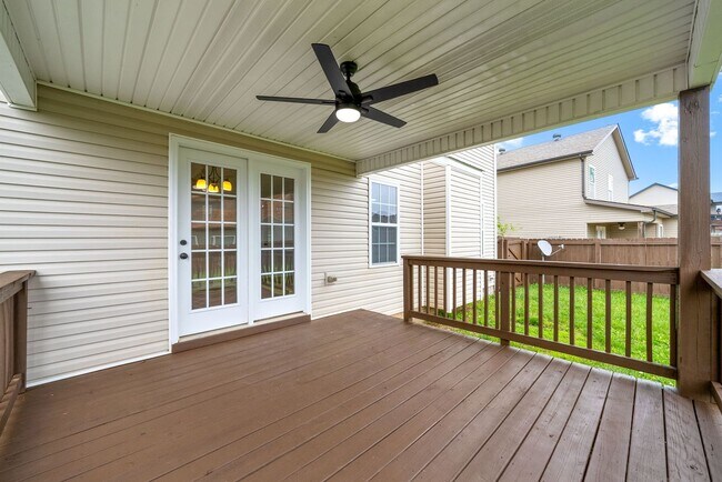 Building Photo - Pet Friendly Four Bedroom!