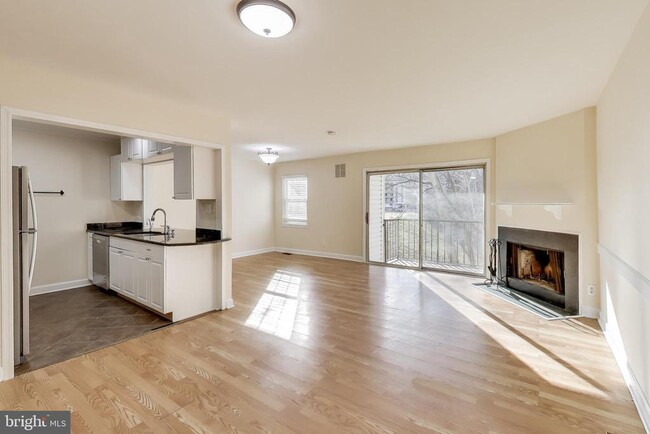 Building Photo - 10408 Parthenon Ct