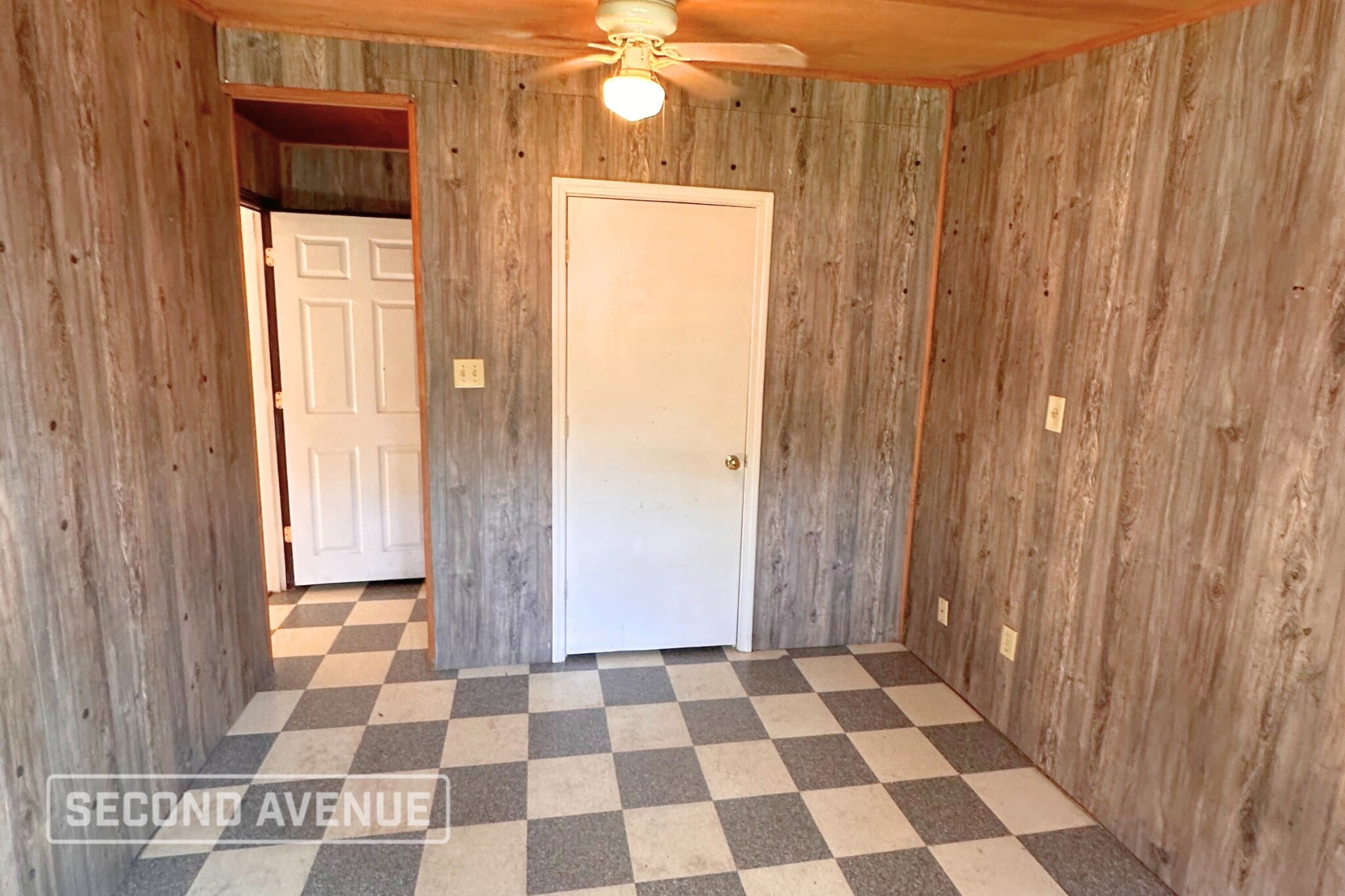 Building Photo - 1737 Tahiti Ln