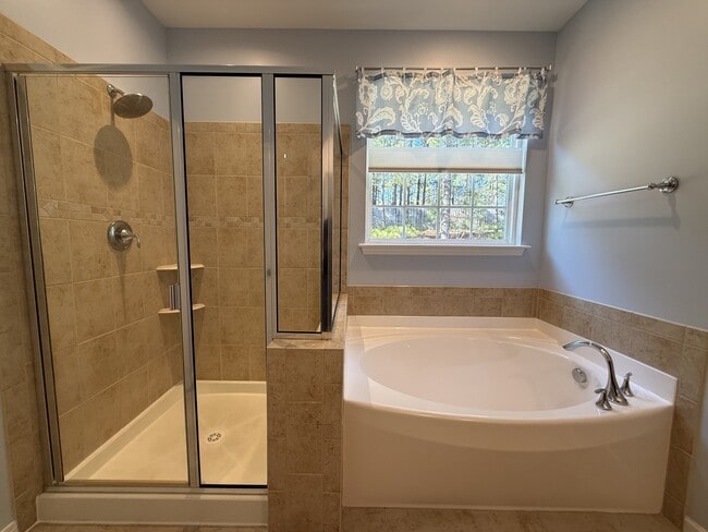 Building Photo - 505 Sweet Laurel Ln