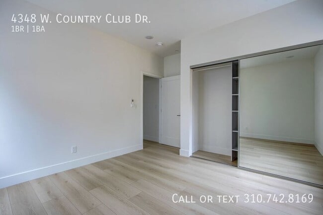 Building Photo - 4348 Country Club Dr