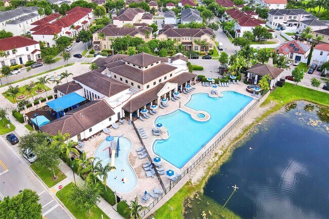 Building Photo - 9500 SW 167th Ave