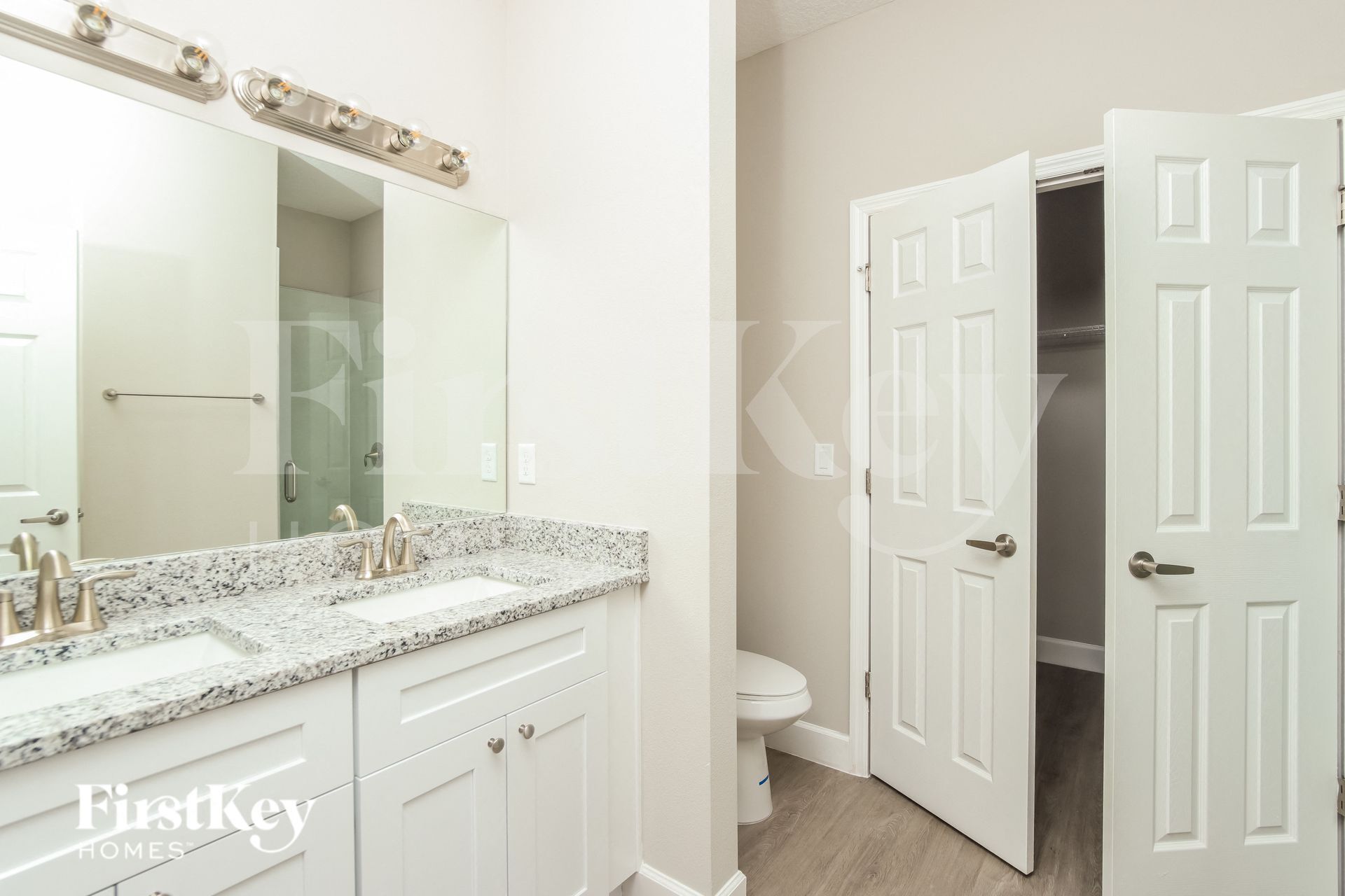 Building Photo - 664 Weaver Rd SW