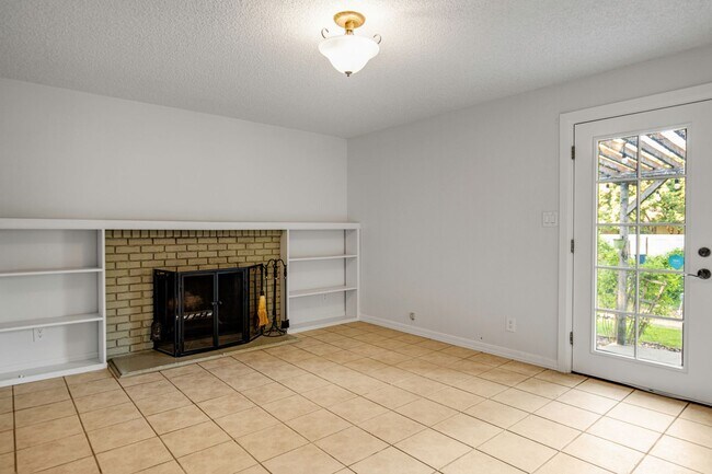 Building Photo - 11030 W Musket St