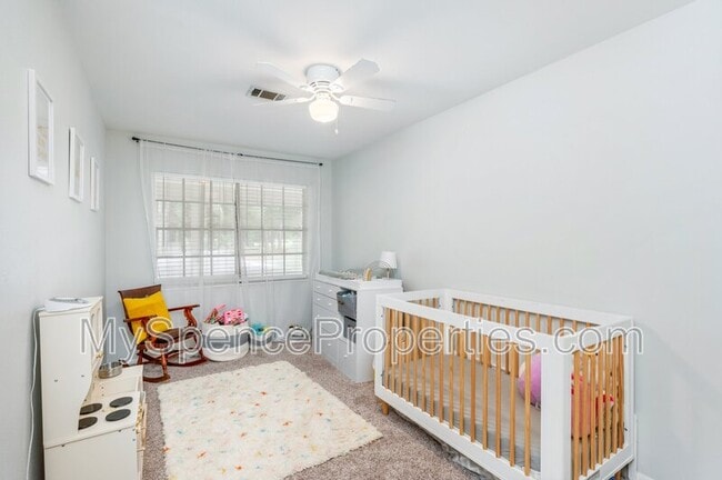 Building Photo - 235 Sotir St NW