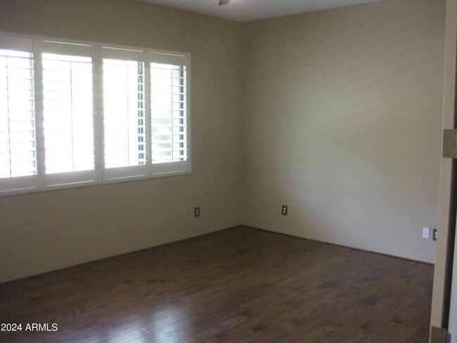 Building Photo - 36600 N Cave Creek Rd