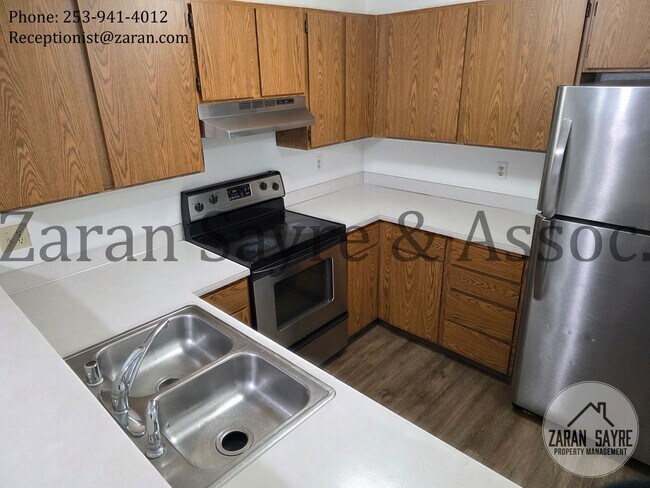 Building Photo - 251-33041 Federal Way Townhome