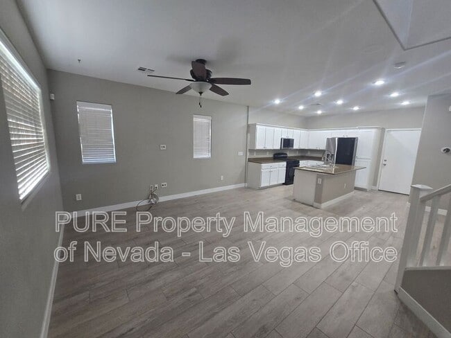 Building Photo - 9389 Black Wolf Ave