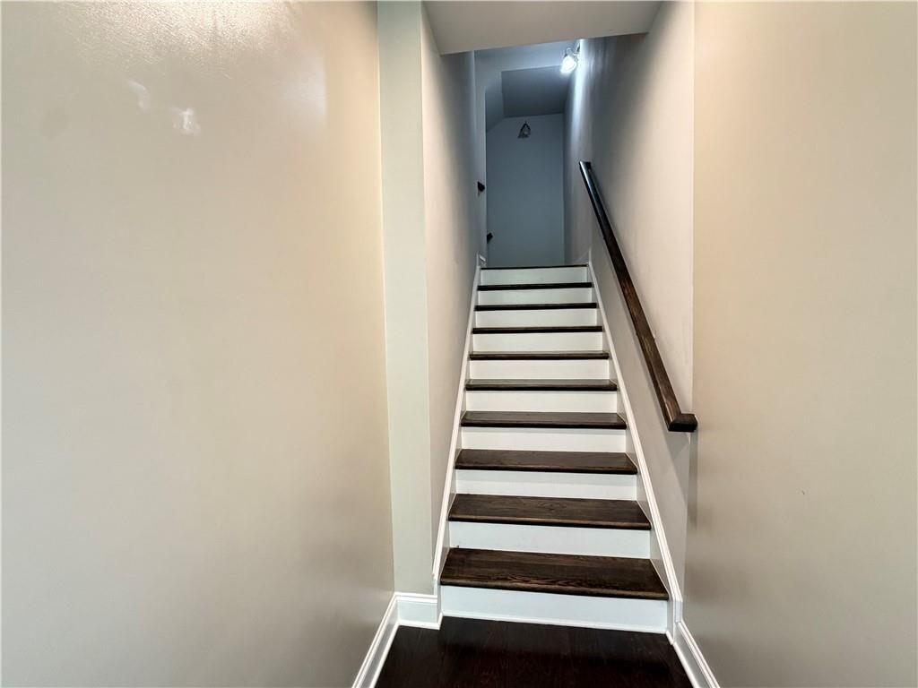 Building Photo - 5508 Terrace Bend Pl