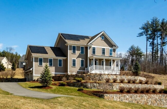Building Photo - 18 Scenic Dr