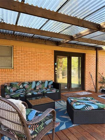 Building Photo - 7013 Meadowbrook Dr