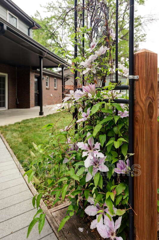 Building Photo - 6982 Estes Dr