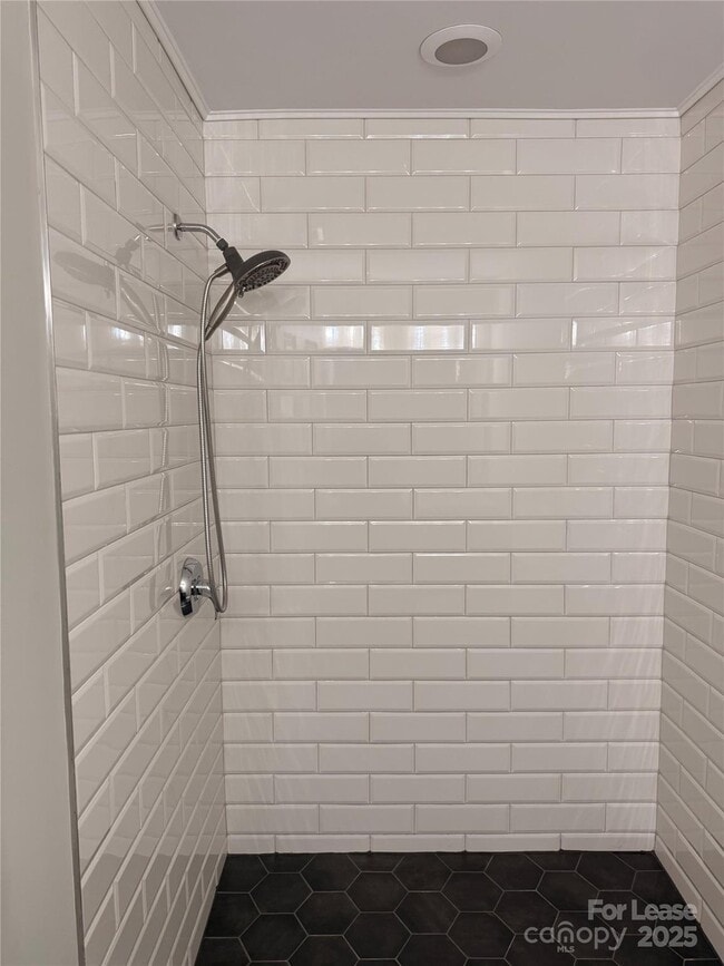 Building Photo - 1010 Eagles Nest Ln