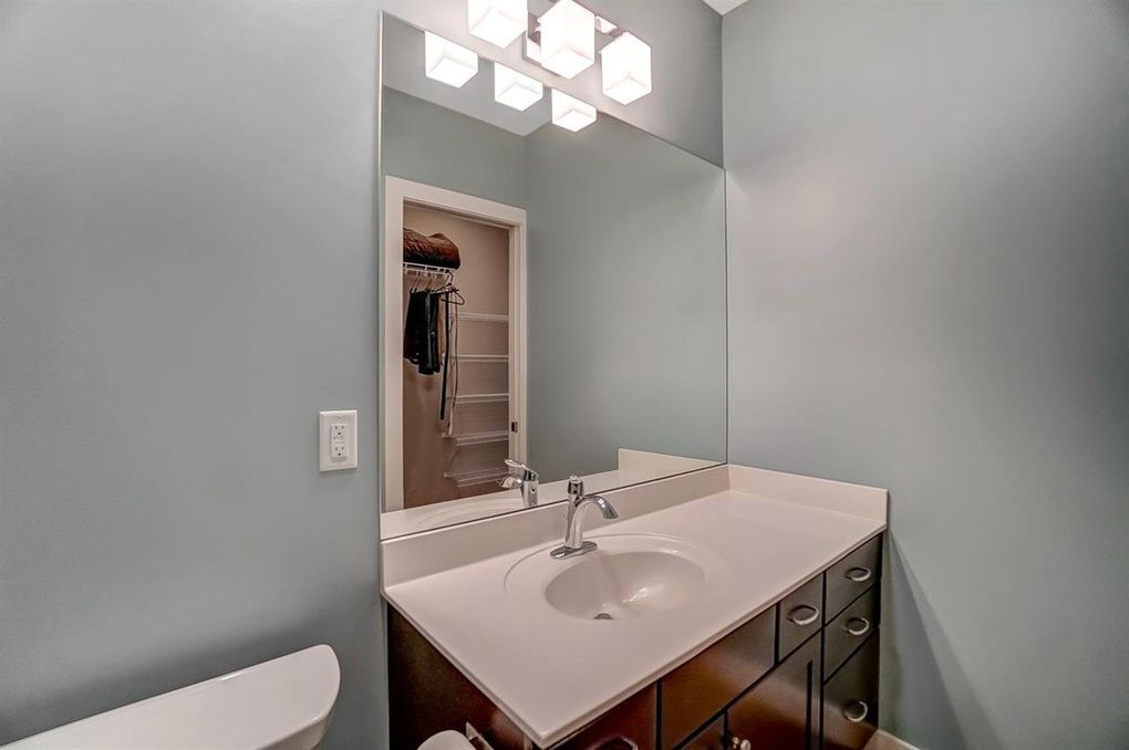 Building Photo - 440 Northern Ave