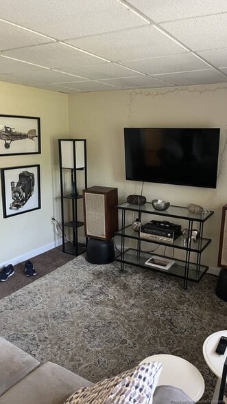 Building Photo - 140 Andover St