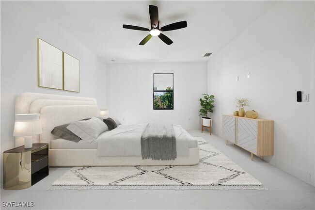 Building Photo - 2458 NW 9th Terrace