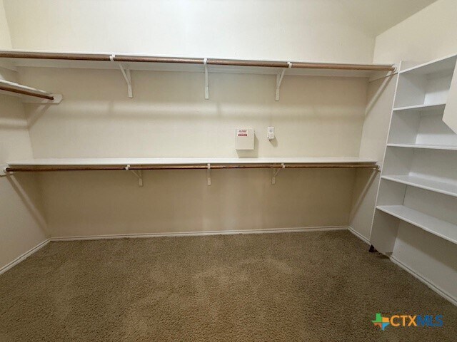 Building Photo - 2001 Hearthstone Dr