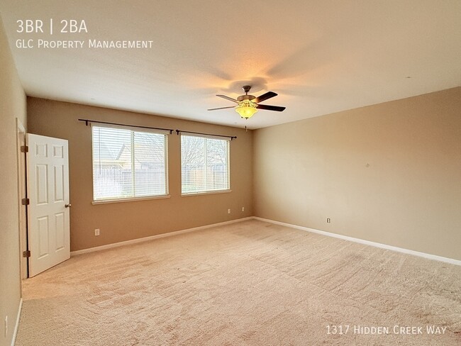 Building Photo - 1317 Hidden Creek Way