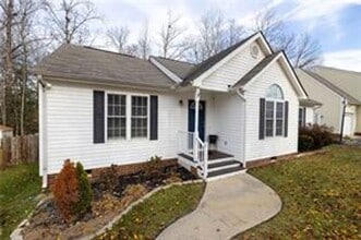 Building Photo - Great Rental Available in Chesterfield