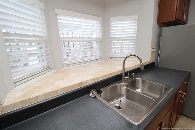 Building Photo - 1656 Snow Mass Way