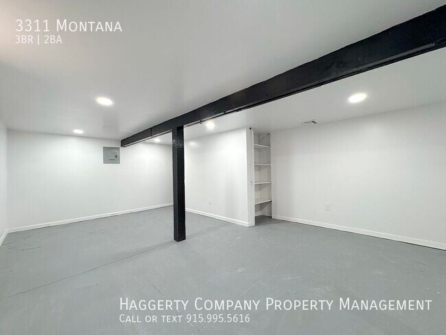 Building Photo - 3311 Montana-