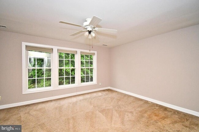 Building Photo - 2304 Lennon Ln