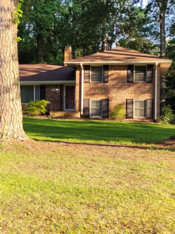 Building Photo - 312 Harvey Cir