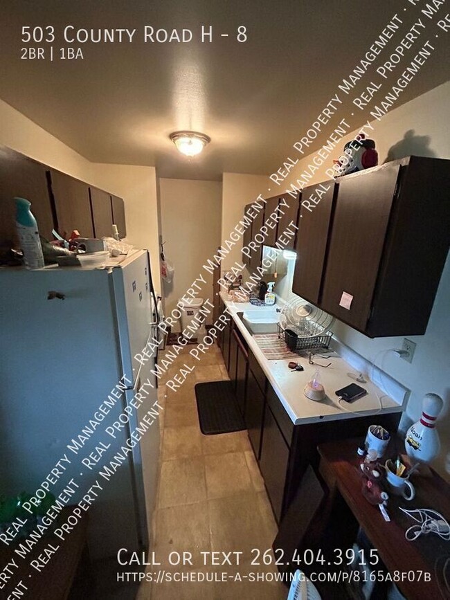 Building Photo - 2 Bedroom Upper Apartment @ Creekside Apar...