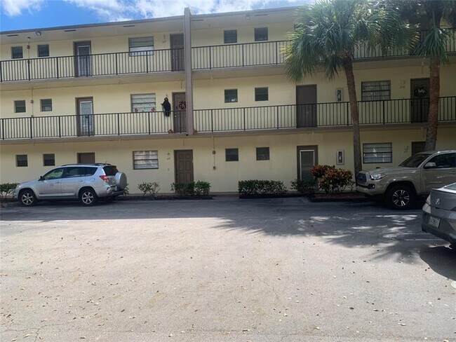 Primary Photo - 9150 NW 38th Dr