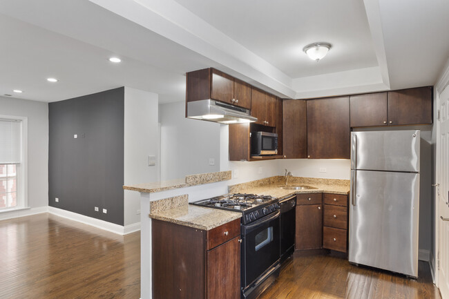 Building Photo - 7724 N Ashland Ave