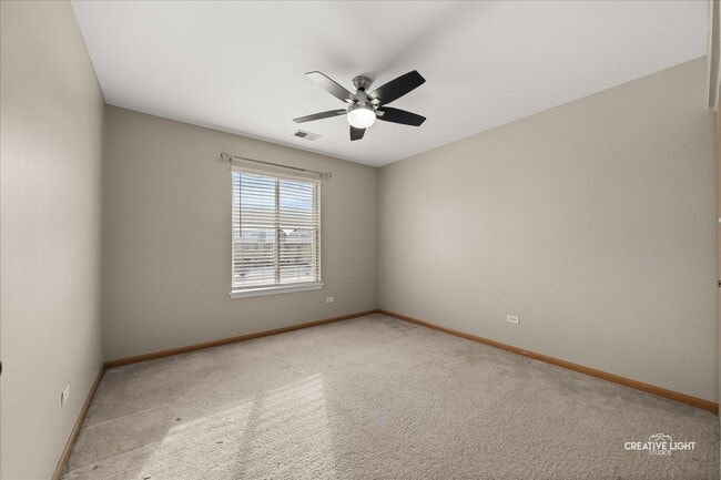 Building Photo - 2477 Smithfield Ct