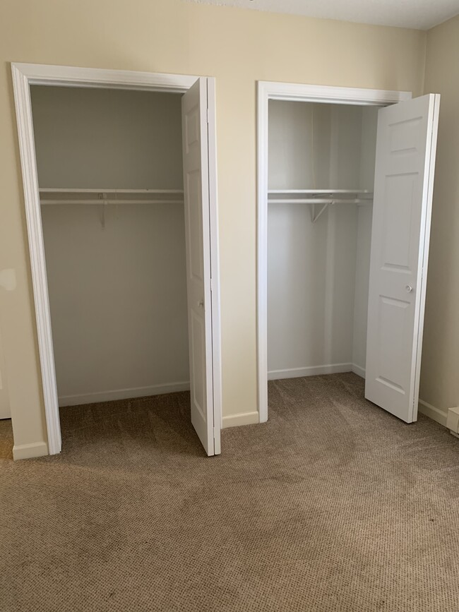 Master Closets - 354 W Douglas St