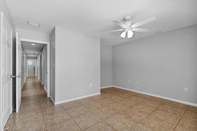 Building Photo - 520 Southridge Rd