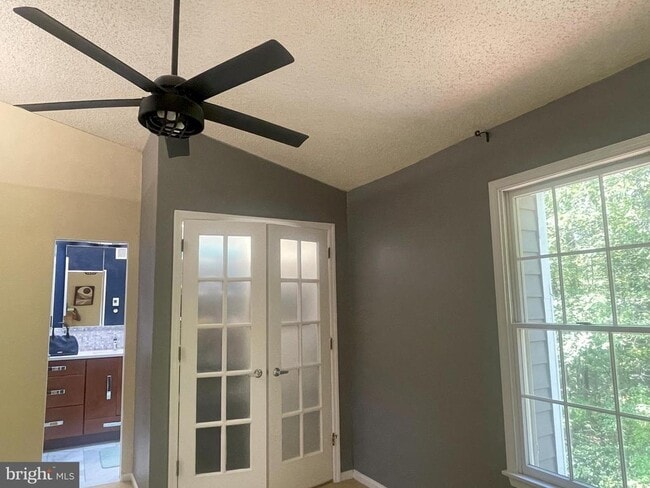 Building Photo - 24 Ginger Ct