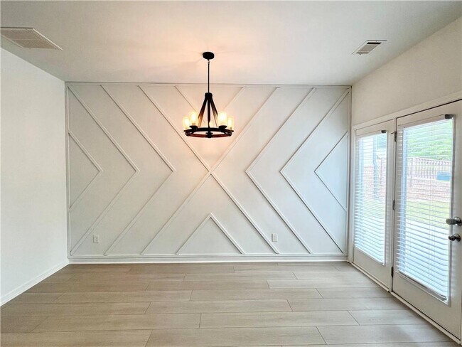 Building Photo - 2409 Ivy Meadow Ln