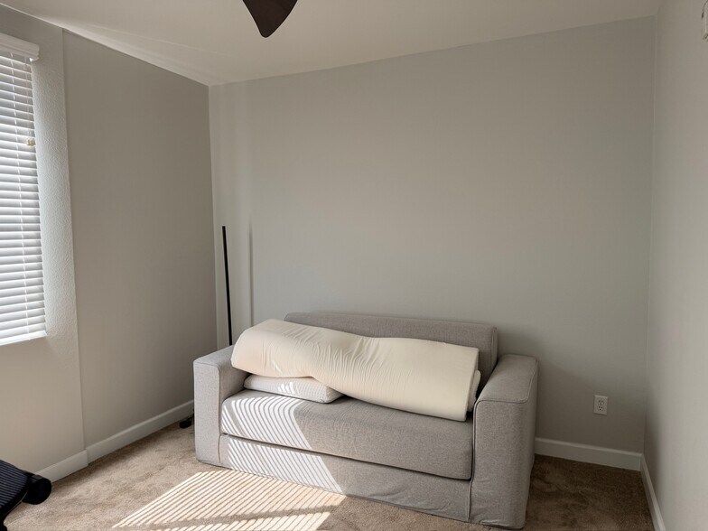 Second Bedroom - 3950 Ohio St