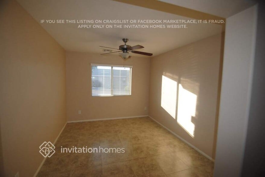 Building Photo - 37611 N Dena Dr