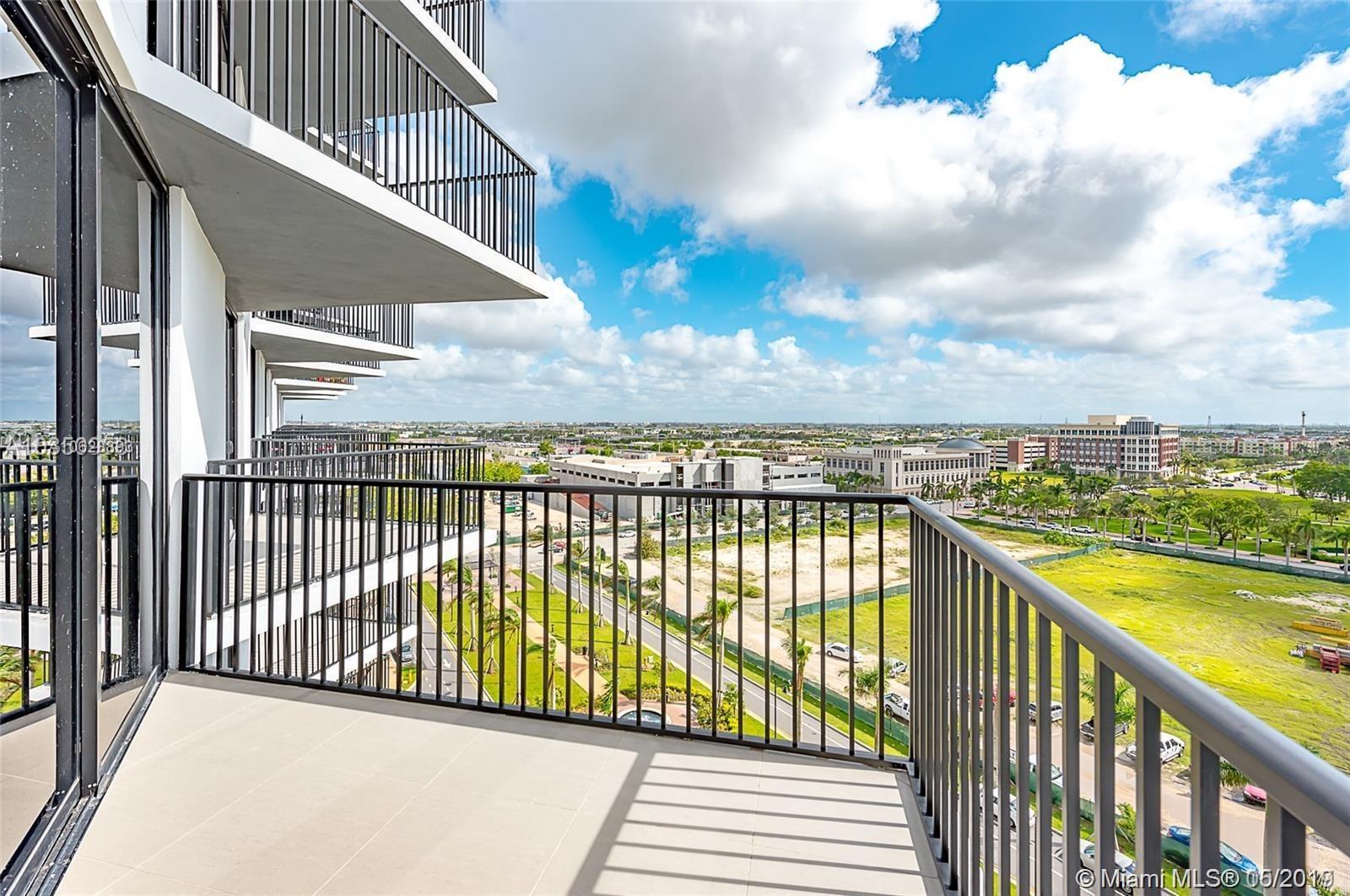 Building Photo - 5300 Paseo Blvd