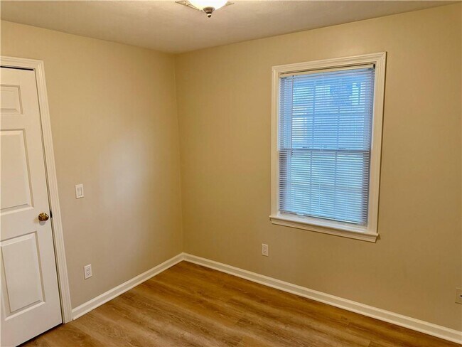 Building Photo - 101 Marlborough St