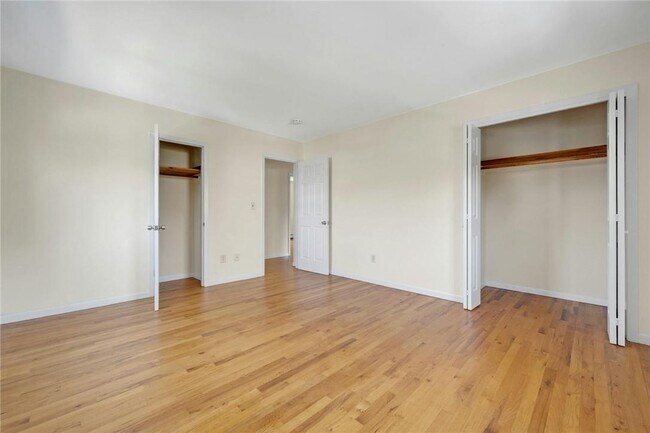 Building Photo - 126 Fisher Ave