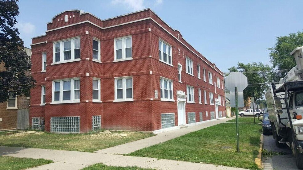 Building Photo - 4914 W 18th St