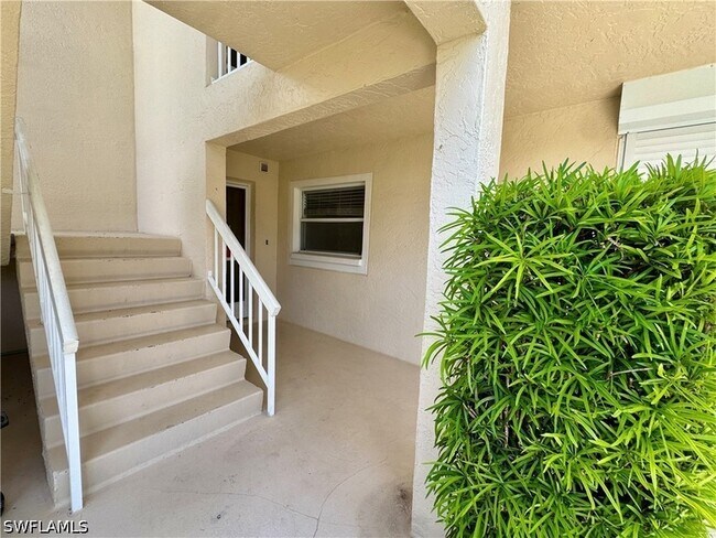 Building Photo - 661 Squire Cir