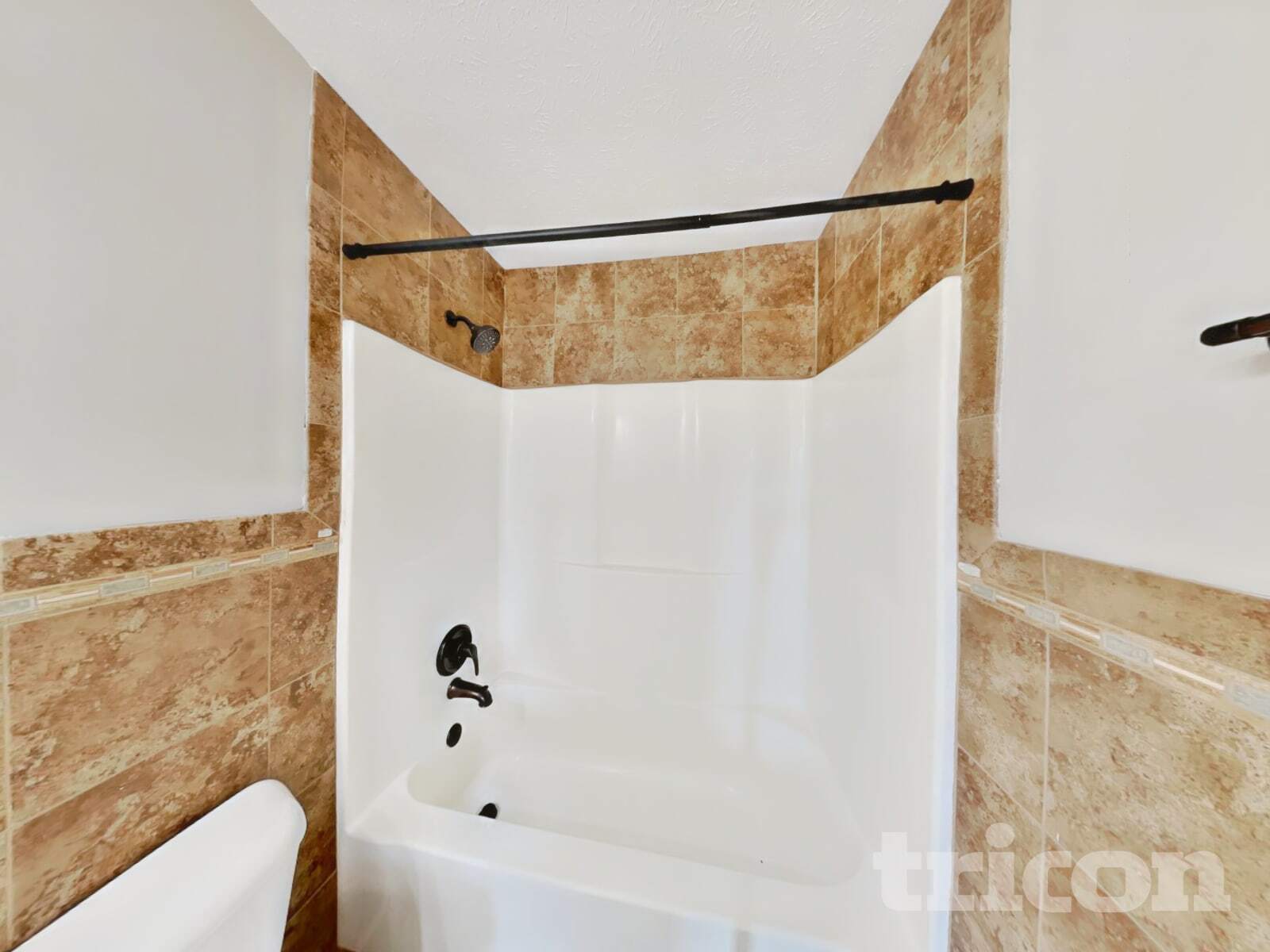 Building Photo - 141 Buttermere Dr